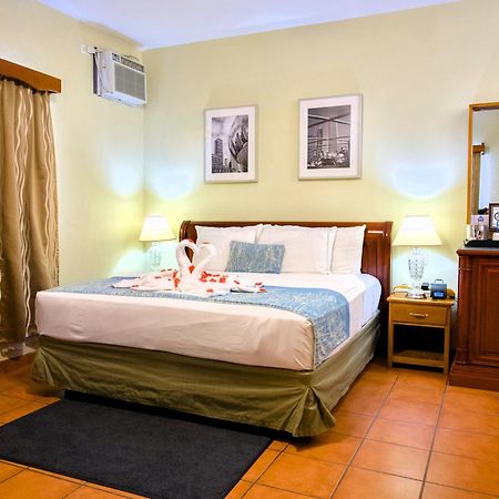 סן איגנאסיו Rolson Hotel מראה חיצוני תמונה