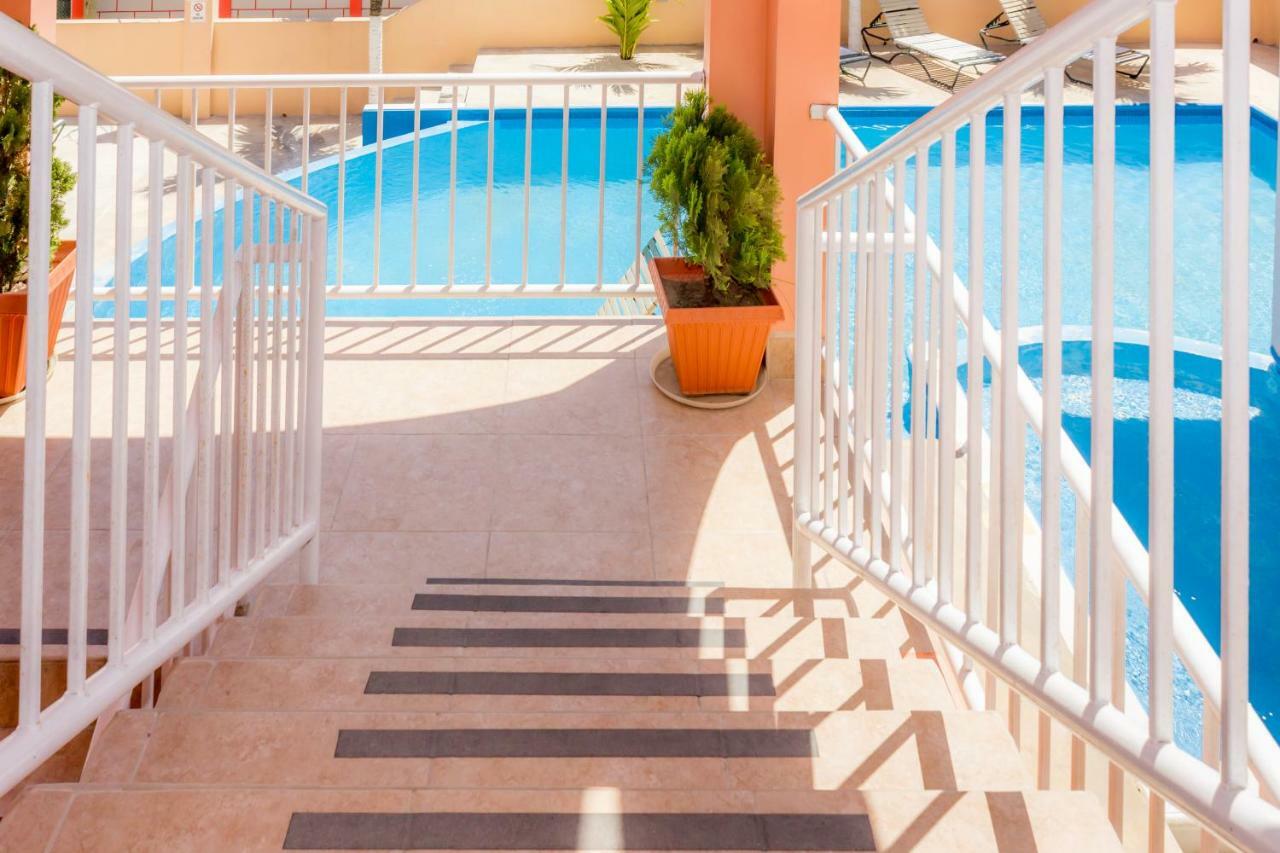 סן איגנאסיו Rolson Hotel מראה חיצוני תמונה